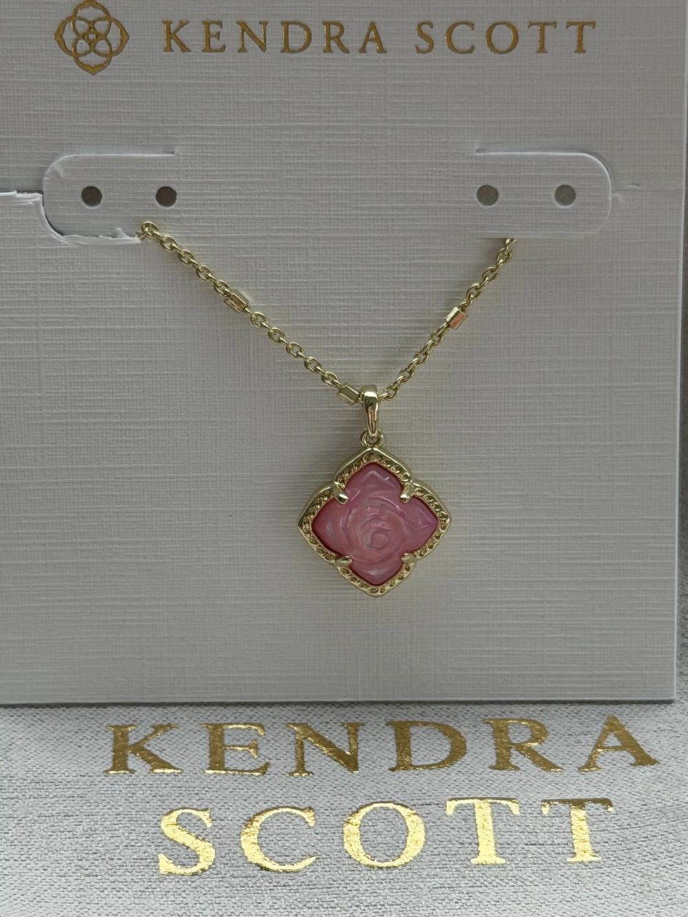 Kendra Scott pink necklace